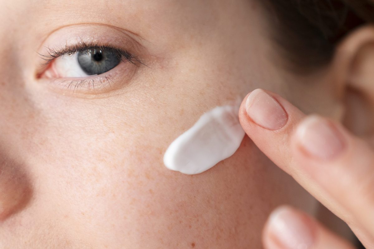 close-up-skin-regeneration-products